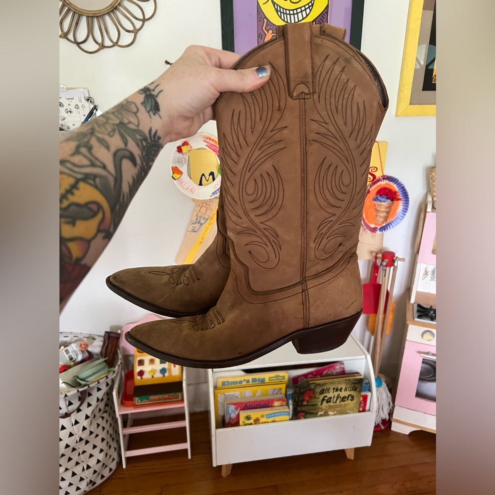 Brown suede and leather size 7 boots